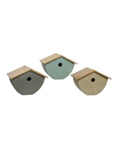 Casita para pájaros. fabricada en bamboo. colores surtidos 28,5x18x21cm